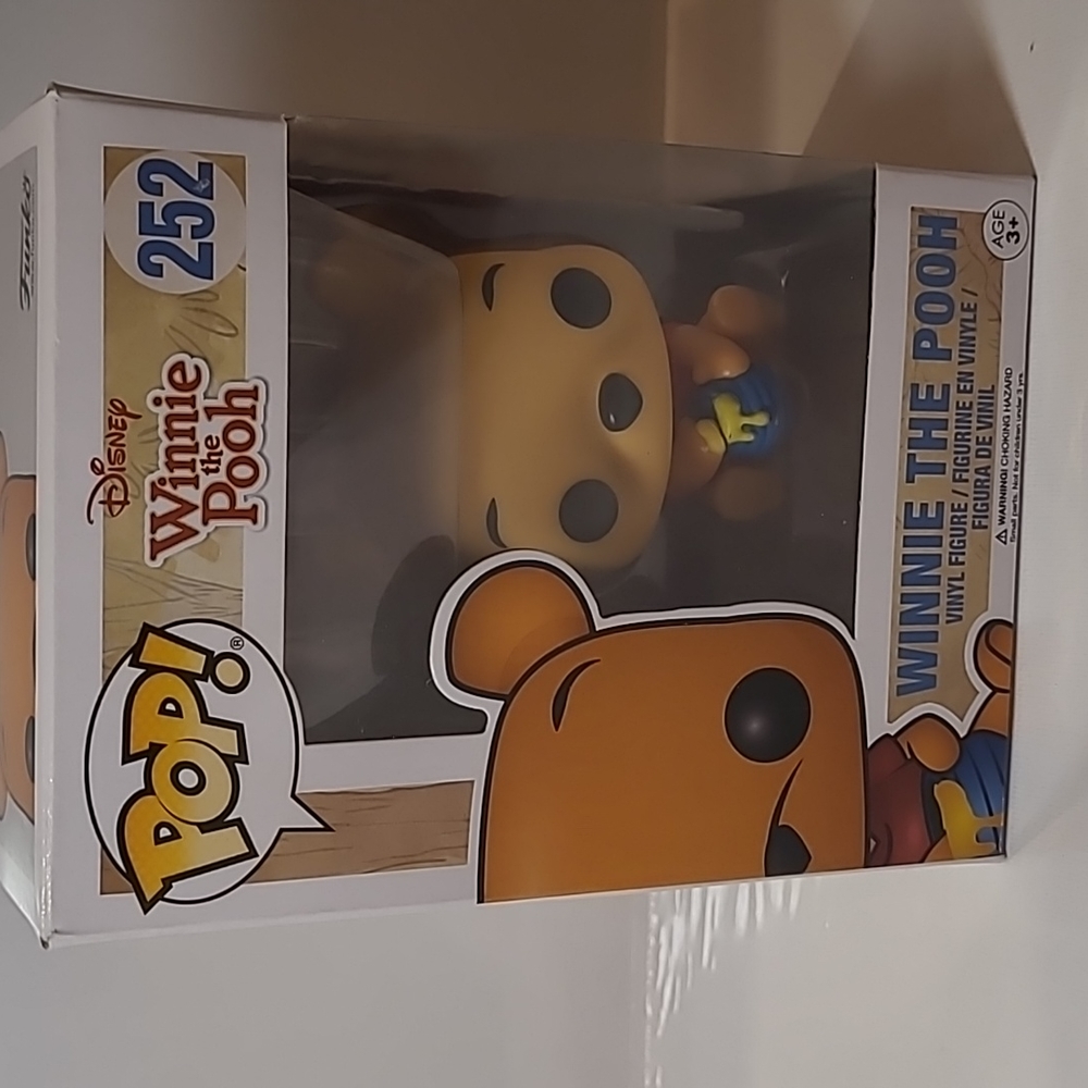 funko pop Disney Winnie the pooh  252 vinyl figure